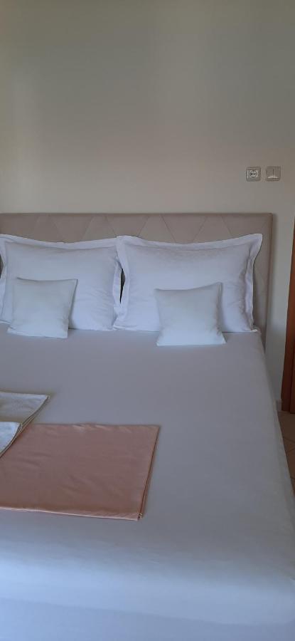 Apartments Feniks Pag Town Zewnętrze zdjęcie