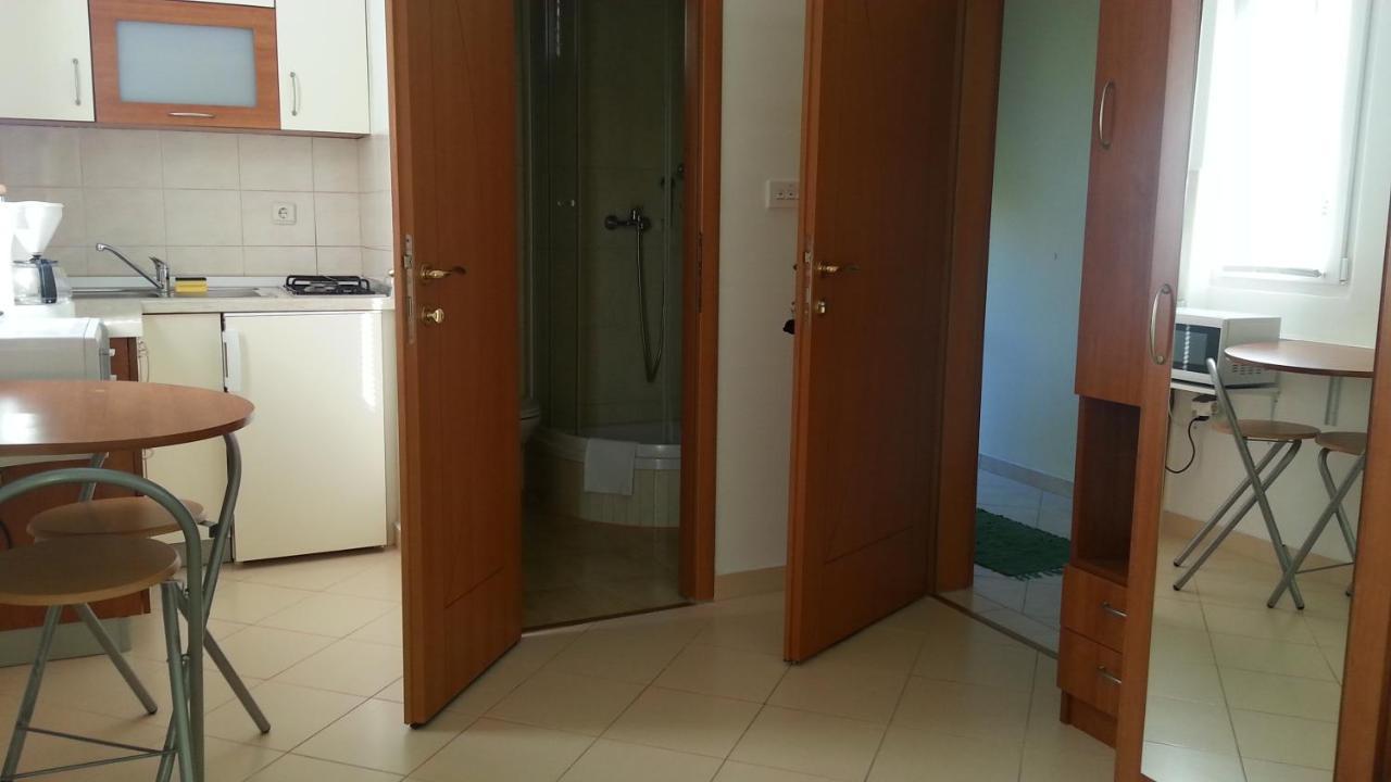 Apartments Feniks Pag Town Zewnętrze zdjęcie