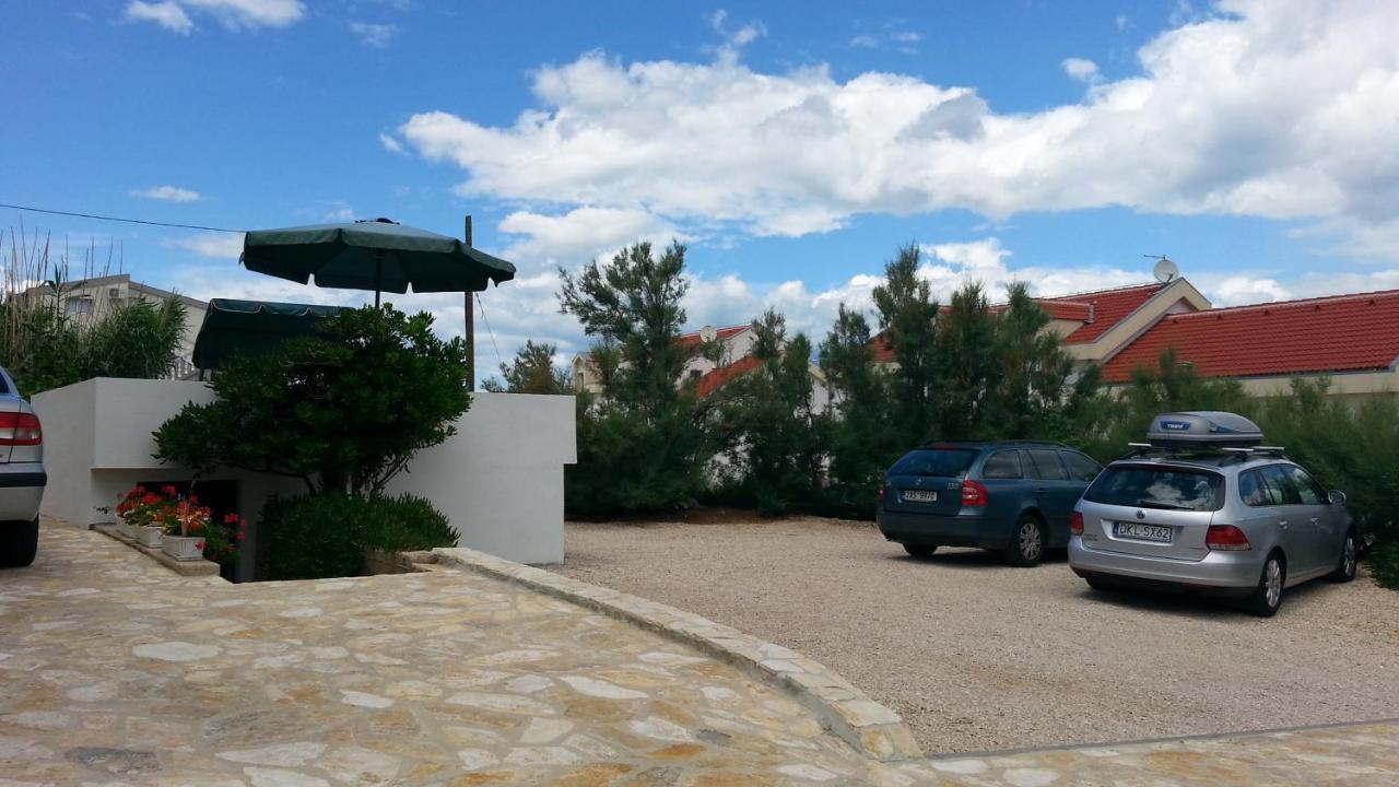 Apartments Feniks Pag Town Zewnętrze zdjęcie