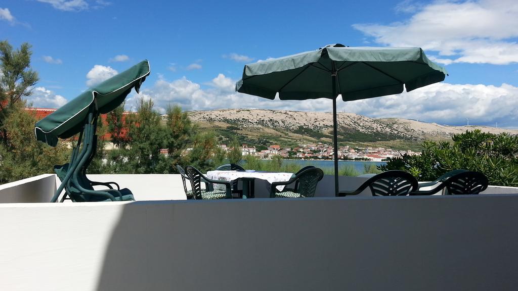 Apartments Feniks Pag Town Zewnętrze zdjęcie
